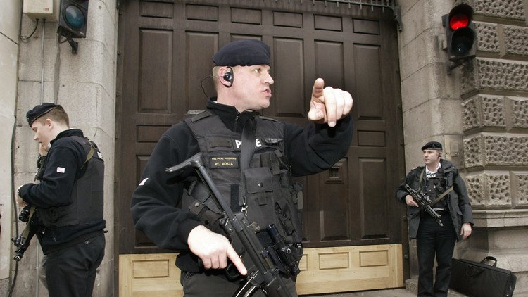 وسائل إعلام بريطانية: يوجد في البلاد جيش "نائم" من المتطرفين!