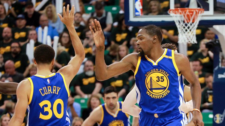 غولدن ستيت يقترب من نهائي المنطقة الغربية للـNBA