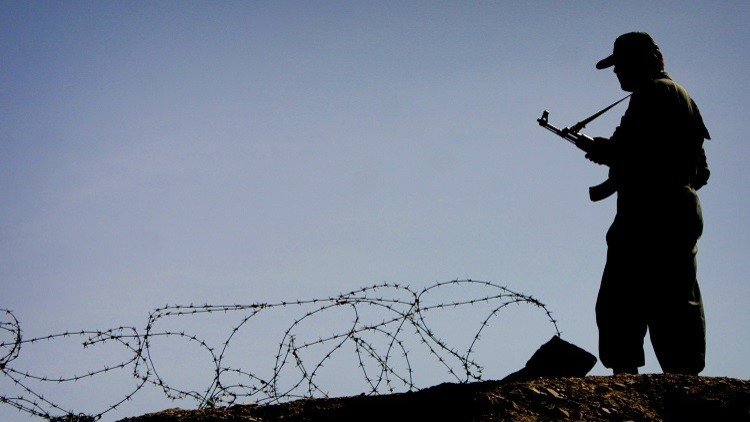 إيران تلمح لشن عمليات ضد المتشددين داخل باكستان