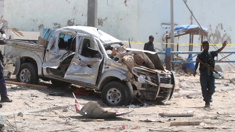 8 قتلى في تفجير انتحاري وسط عاصمة الصومال.. و