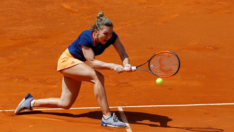 هاليب تتقدم في بطولة مدريد للتنس 