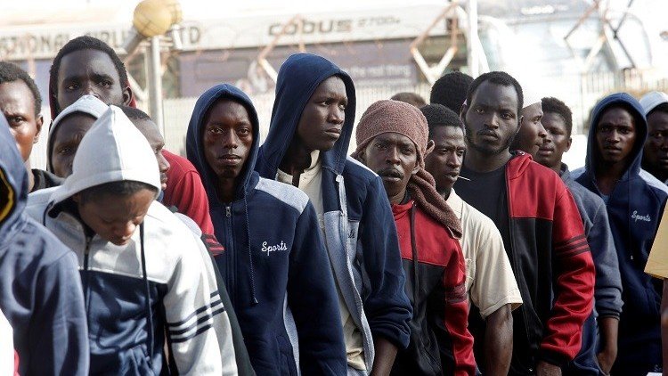 أكثر من 7 آلاف مهاجر غير شرعي موقوفون بمراكز احتجاز في ليبيا 