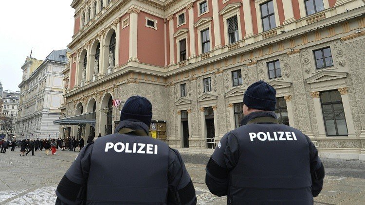 النمسا.. المؤبد لقاتل الجنود السوريين العشرين