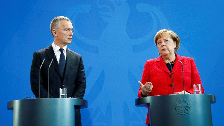 ميركل: ندرس إمكانية مشاركة الناتو في التحالف الدولي ضد 