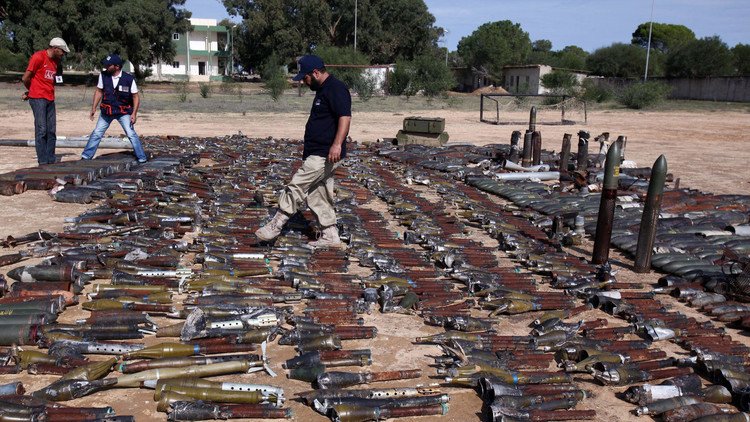 تجارة السلاح في ليبيا 