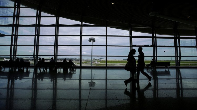 ماليزيا ترحل ثلاثة أتراك لصلتهم المحتملة بغولن