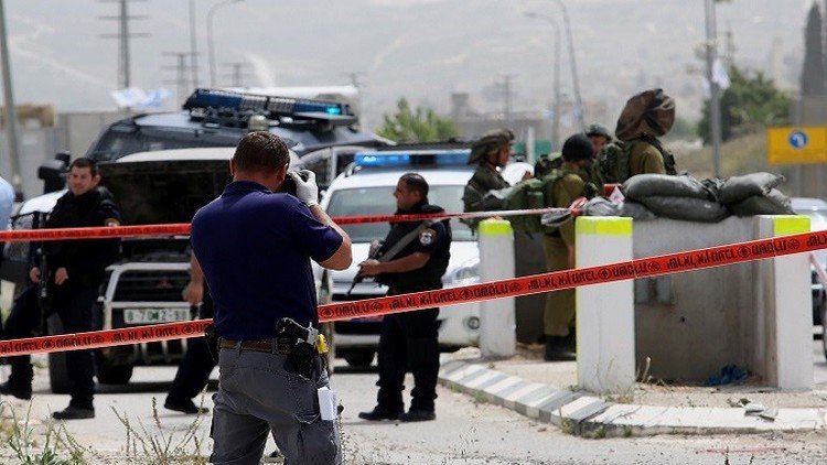 مقتل فلسطيني في القدس نفذ عملية طعن