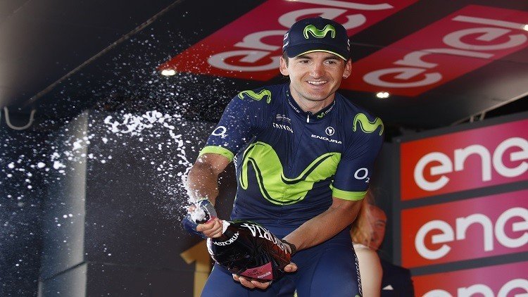 إزاجيري يفوز بالمرحلة الثامنة من سباق إيطاليا للدراجات