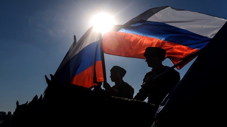 بوتين يصادق على استراتيجية الأمن الاقتصادي لروسيا