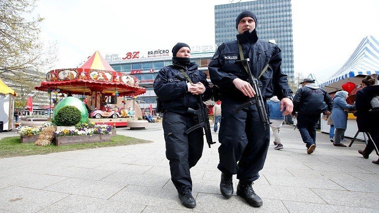 النيابة الألمانية تتهم 4 سوريين بقتل 38 شخصا في الرقة