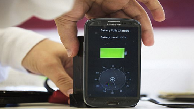 في الأسواق العام القادم: بطاريات مبتكرة تشحن الهواتف في 5 دقائق