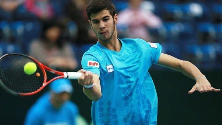 الروسي خاتشانوف يفتتح مشواره بنجاح في دورة ليون