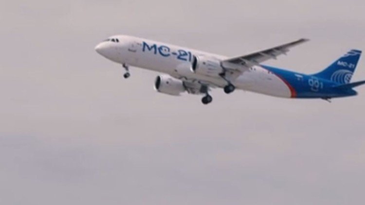 فيديو من الجو لأول تحليق لطائرة الركاب الروسية الجديدة إم إس-21