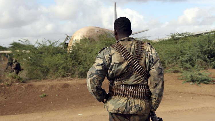 مقتل 6 وإصابة 15 بالرصاص وسط الصومال 