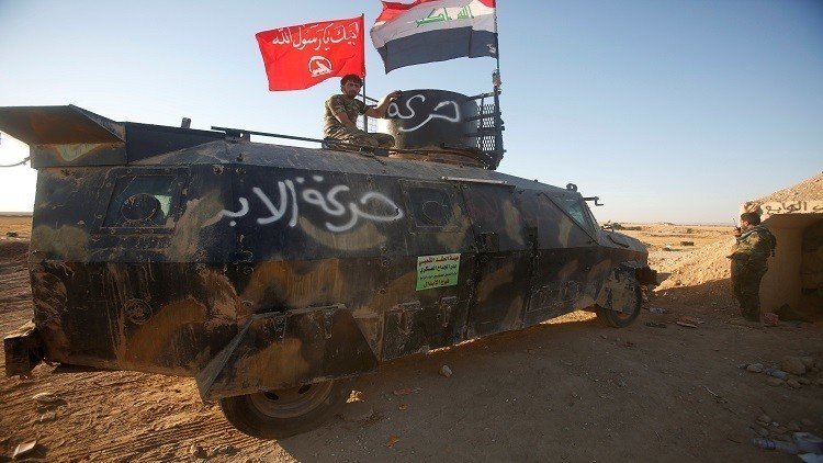 خندق على الحدود بين العراق وسوريا