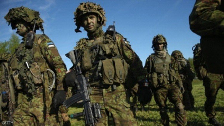 الناتو يجمع قوات الغزو