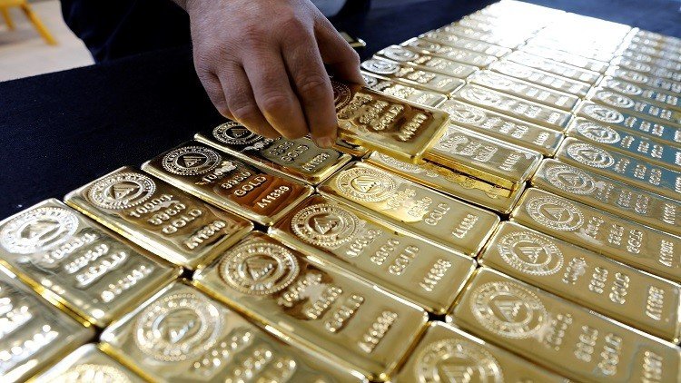 الذهب يصعد بعد بيانات أمريكية