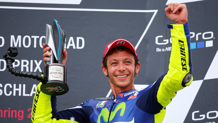 المخضرم روسي يتصدر تجارب جائزة إيطاليا