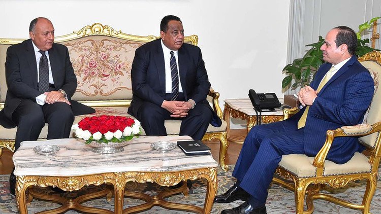 رسالة من البشير إلى السيسي حملت بعض "الانشغالات السودانية"