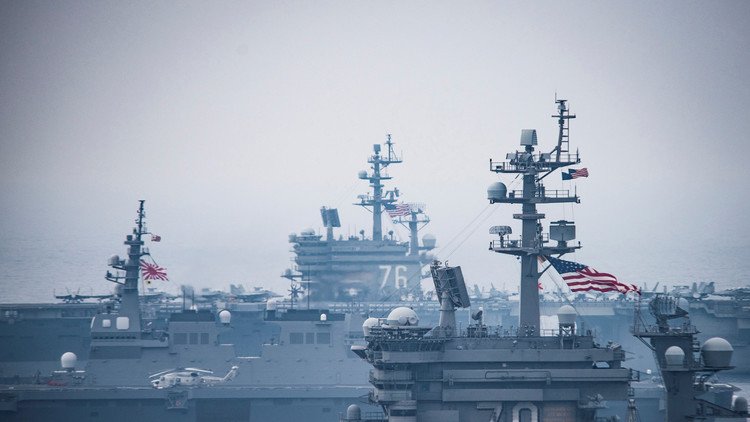 واشنطن تسحب "عملاقتيها" من قرب السواحل الكورية