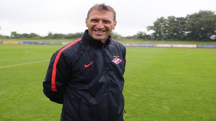  سبارتاك موسكو يمدد عقد مدربه حتى 2019