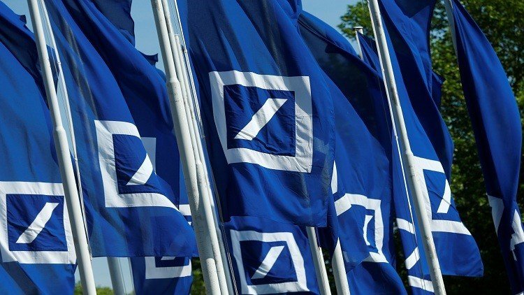 Deutsche Bank يرفض تقديم بيانات عن قروض لترامب