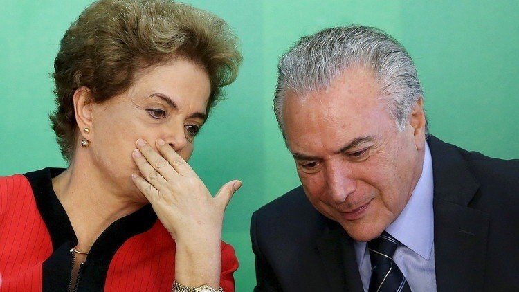 الرئيس البرازيلي الحالي، ميشيل تامر والرئيسة السابقة، ديلما فانا روسيف