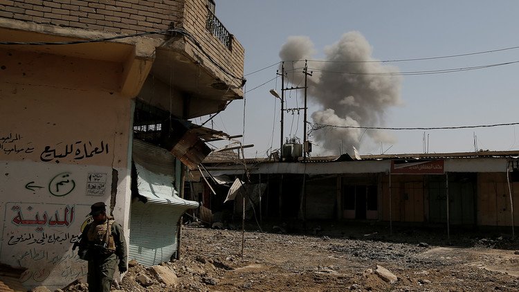 ضربة للتحالف تدفن 20 مدنيا تحت الأنقاض في الموصل