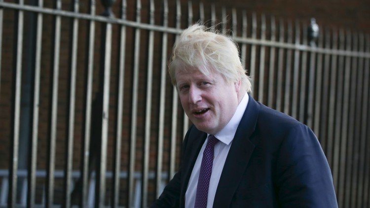 جونسون يدعو الدول المقاطعة لقطر لتخفيف الحصار عنها