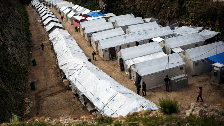 الاتحاد الأوروبي يفتح تحقيقا بشأن رفض دول أوروبية استقبال اللاجئين