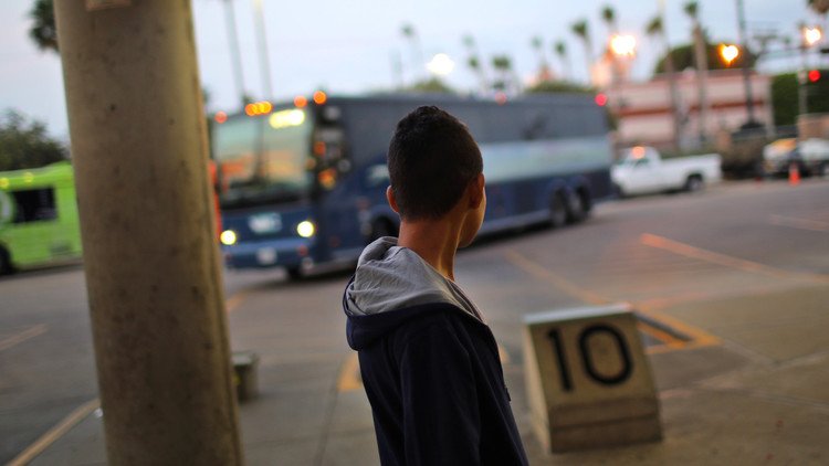 غضب المحافظين الأمريكيين من استقبال ترامب لمئات المهاجرين