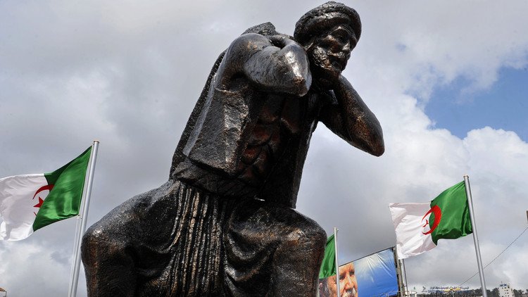 قطر والإمارات تتنافسان على الجزائر!