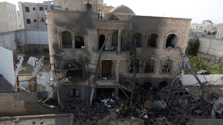 24 قتيلا جراء غارة للتحالف العربي على سوق في محافظة صعدة باليمن