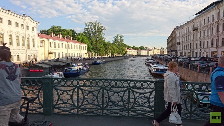 جادة "نيفسكي".. قلب سان بطرسبرغ النابض!