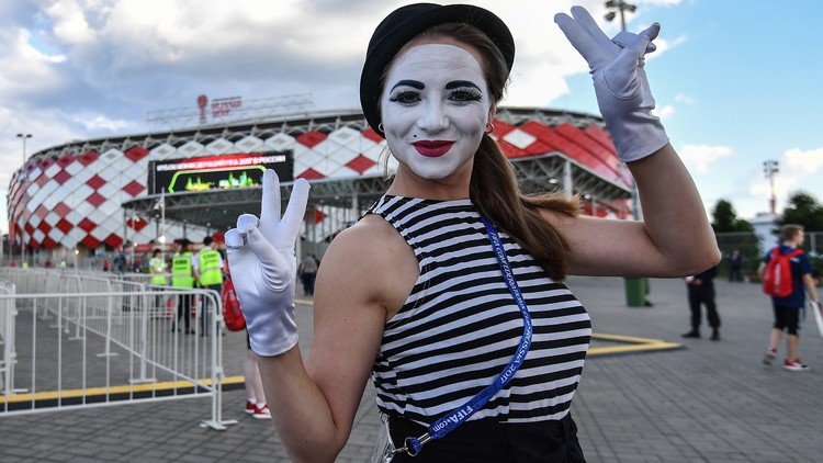 كأس القارات.. تشكيلة تشيلي والكاميرون