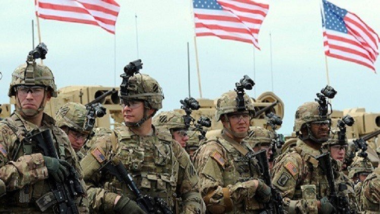 الولايات المتحدة تقيم قاعدة عسكرية في محافظة الرقة