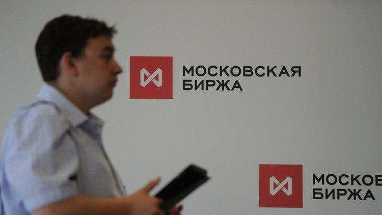 المستثمرون الأجانب يدعمون بورصة موسكو