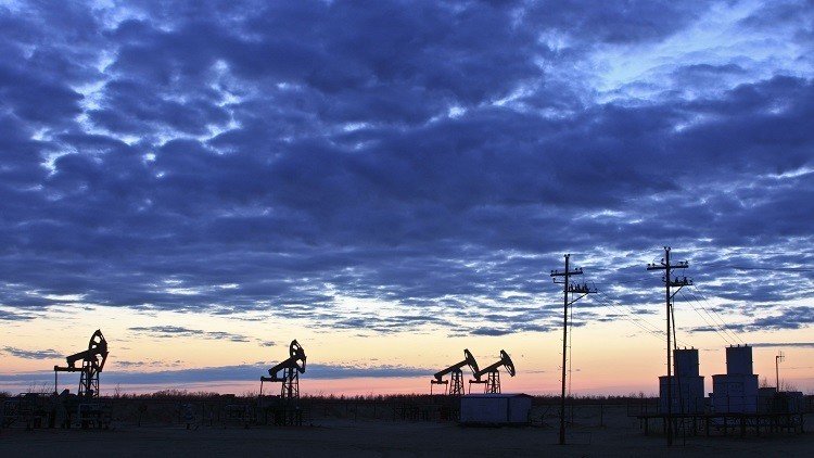 أسعار النفط تصعد وسط تفاؤل المتعاملين