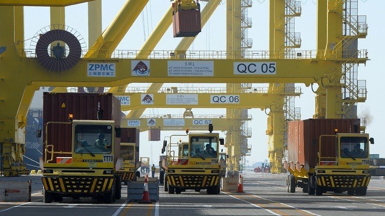 شركات سعودية تهرّب البضائع إلى قطر