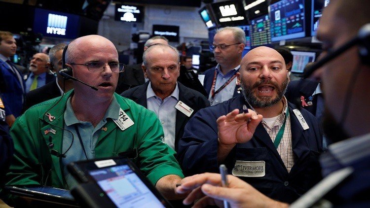 النفط يصعد معوضا خسائره السابقة 