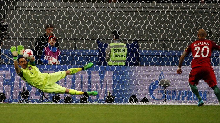 برافو يبوح بسر خطير بعد المباراة ضد البرتغال