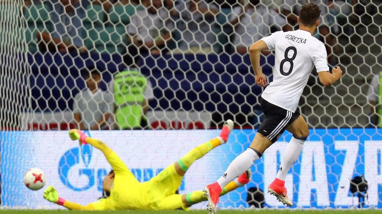 الألماني ليون غوريتسكا أفضل لاعب في مباراة بلاده ضد المكسيك