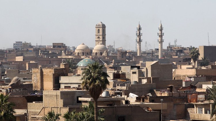 بالفيديو.. الجيش يرفع علم العراق فوق الجامع الذي أعلن منه البغدادي إقامة 