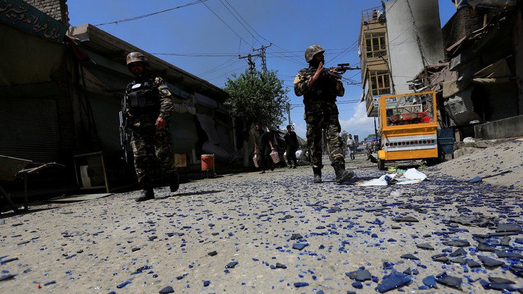 مقتل 13 شخصا جراء هجوم مسلح على مسجد شمال أفغانستان