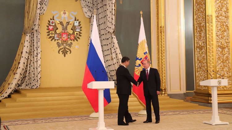 بوتين وجين بينغ يتفقان على تعزيز التنسيق بين البلدين على المستوى الدولي