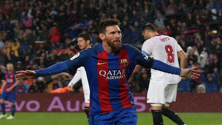 ميسي يبقى وفيا لبرشلونة حتى عام 2021