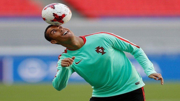 رونالدو ينشر صورة طريفه بصحبة أولاده 