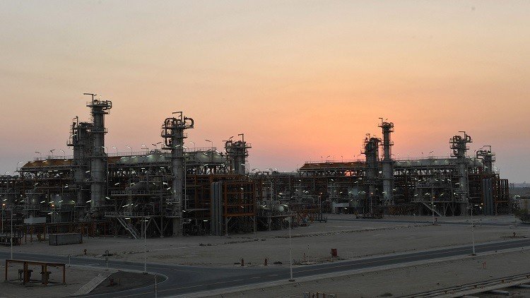 عمالقة الطاقة العالميون يتهافتون على قطر