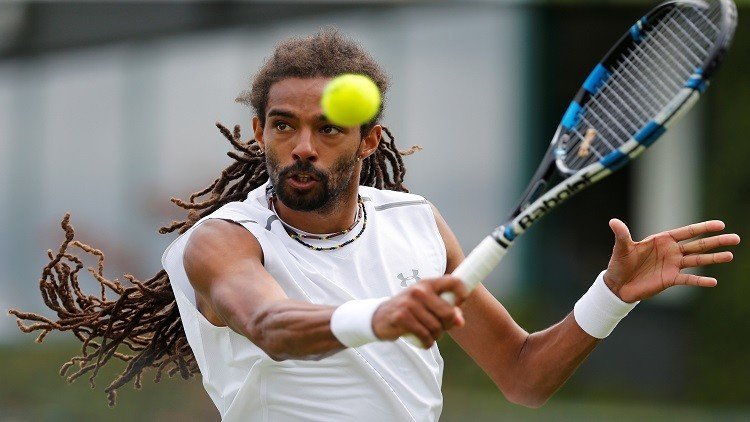 بالفيديو.. براون يلتهم 