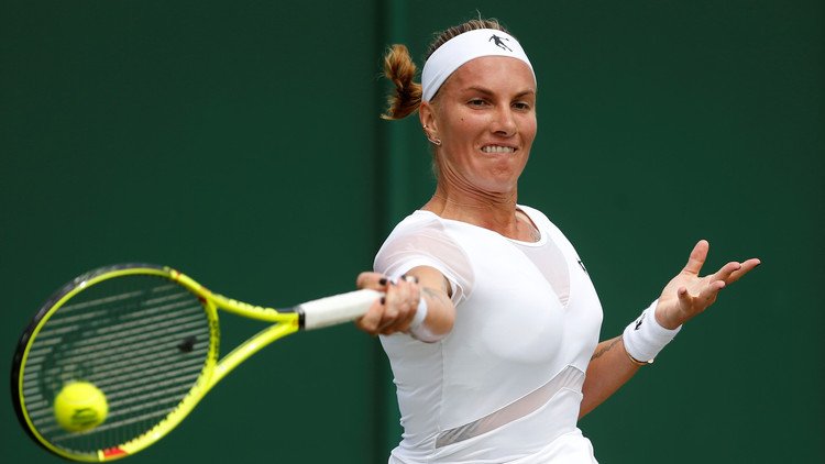 كوزنيتسوفا تعبر إلى ثمن نهائي ويمبلدون